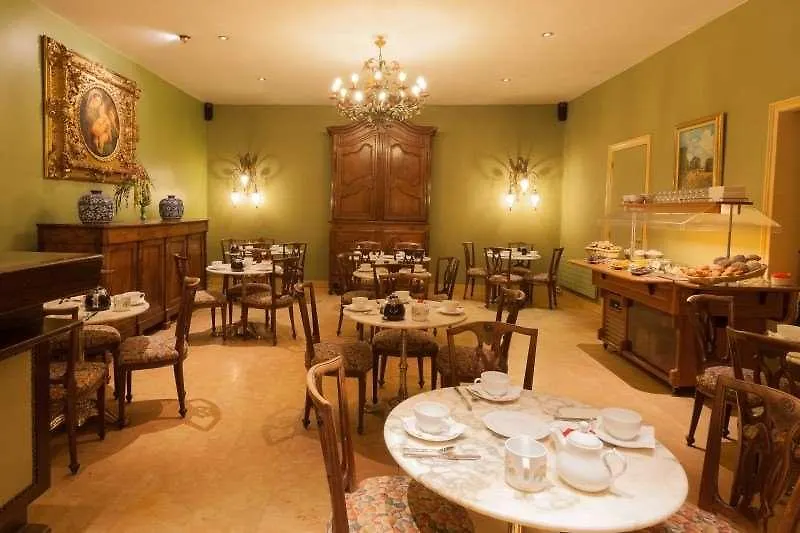 Otel Cecilia Arc De Triomphe Paris
